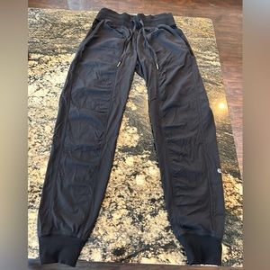 Dance Studio Mid-Rise Jogger - Full Length - Black